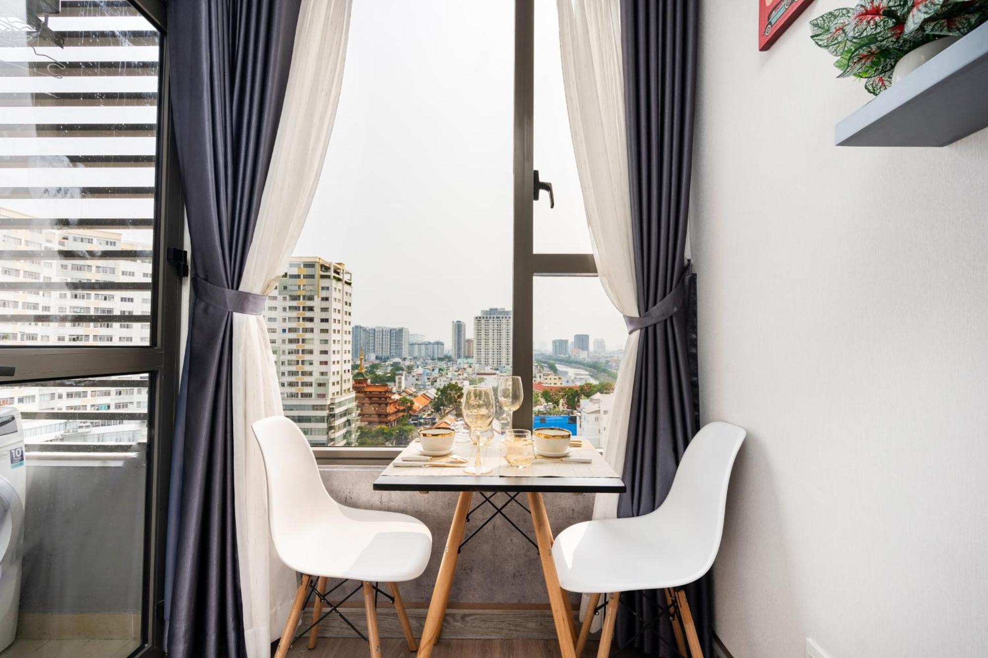 Saigon Cbd Apartment - Infinity Pool Хошимін Екстер'єр фото